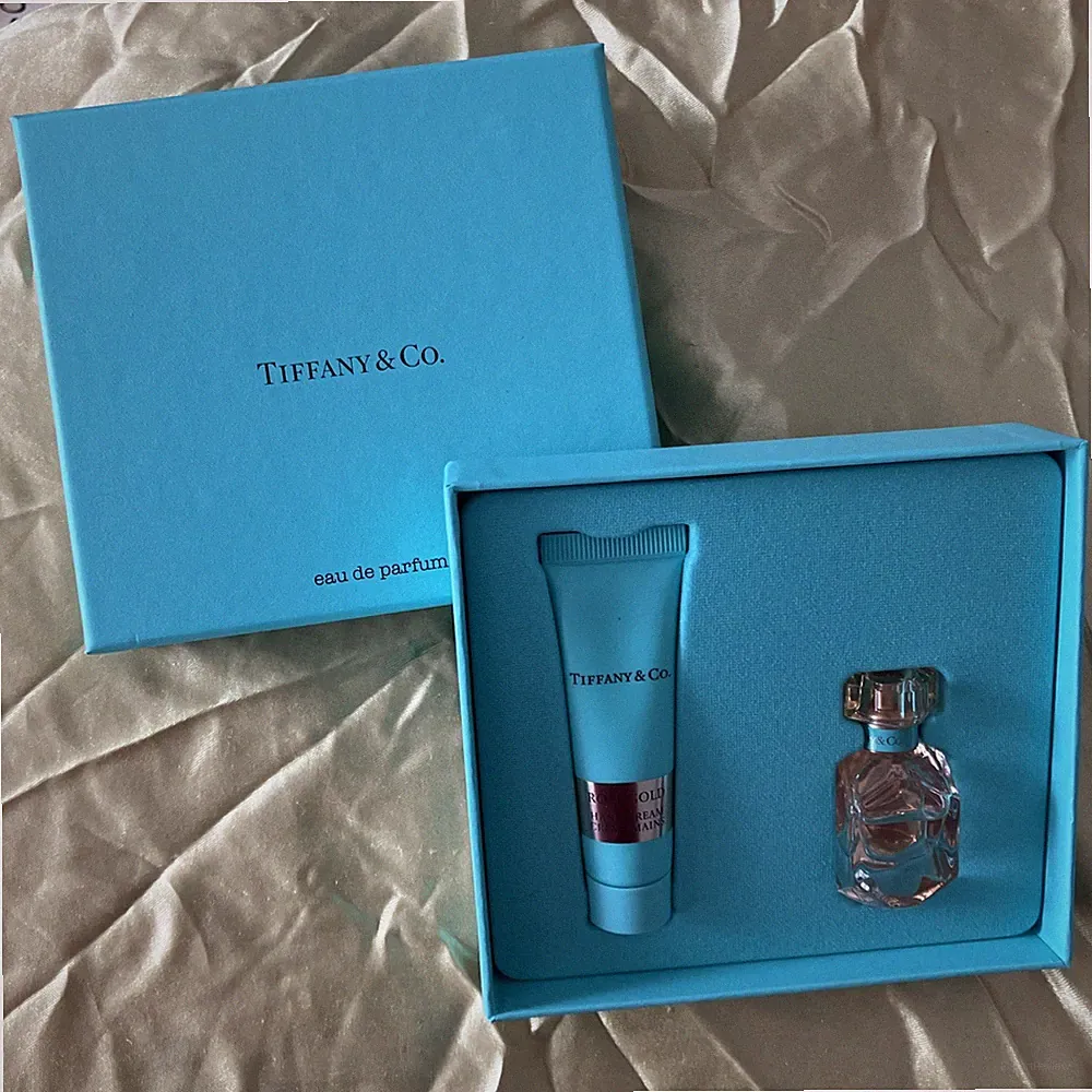 TIFFANY & C0. Rose Gold Mini Eau De Parfum & Hand Cream Gift Set New In Box NIB