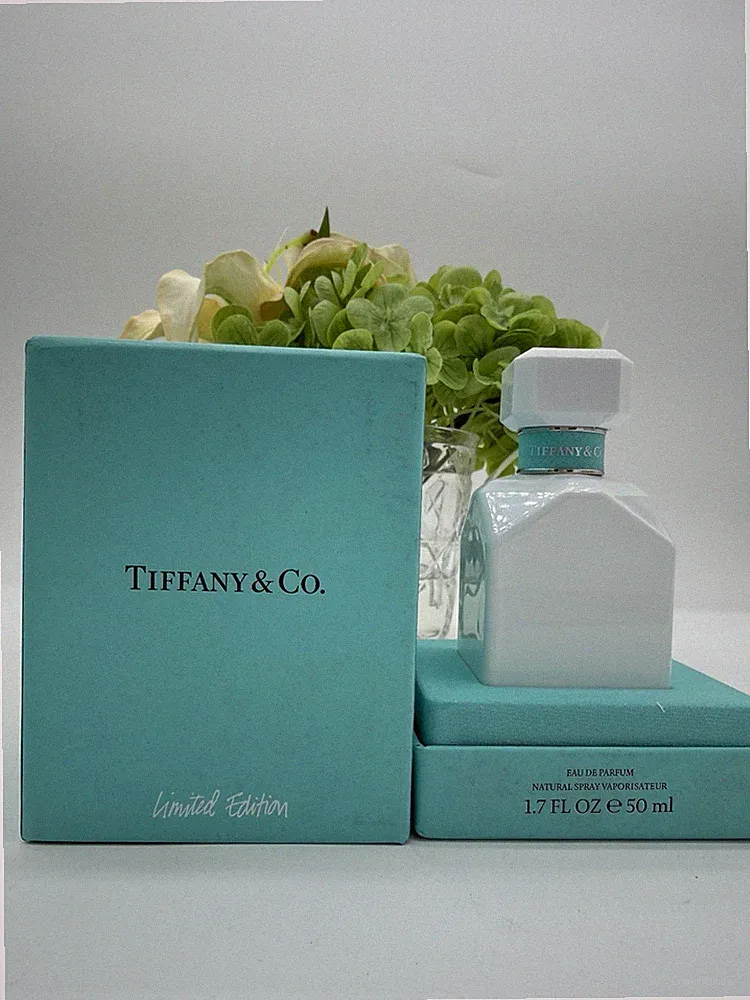 TIFFANY & CO Eau de Parfum EDP Limited Edition White Bottle 50 ml/ 1.7 oz